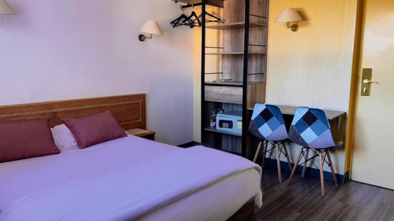 Logis Hotel & Restaurant L'Etape Bouc Bel Air - Gardanne Экстерьер фото